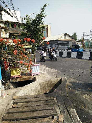 WARUNG POJOK SUNDA