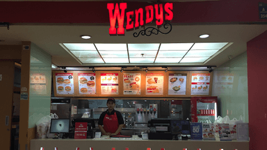 WENDYS MANGGA DUA SQUARE