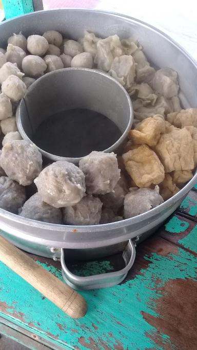 BAKSO CAK GONDRONG