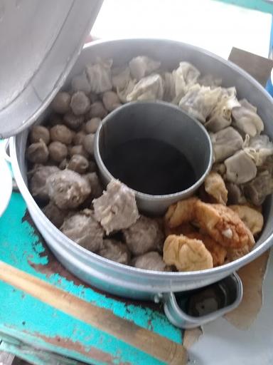 BAKSO CAK GONDRONG