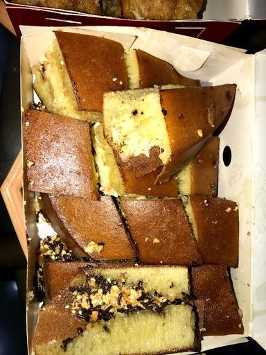 HOLLAND MARTABAK TERANG BULAN