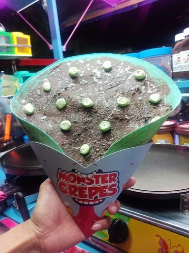 MONSTER CREPES