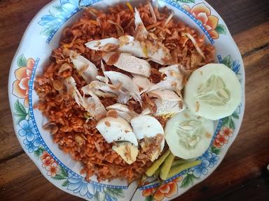 SOTO AYAM DAN NASI GORENG ANJASMORO