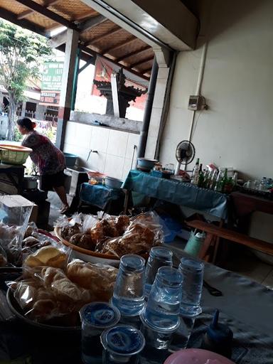 WARUNG NASI BE KEBO