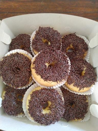 DONUT KENTANG SAWANGAN