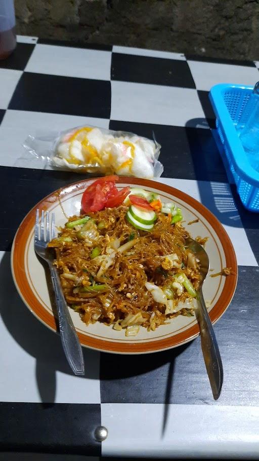 PANGSIT GORENG DAN NASI GORENG LEMU