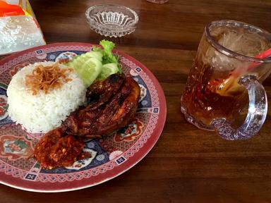 AYAM BAKAR BU KURNI