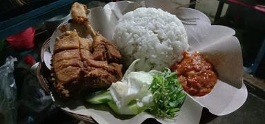 AYAM PENYET KENANGA BEDAHAN