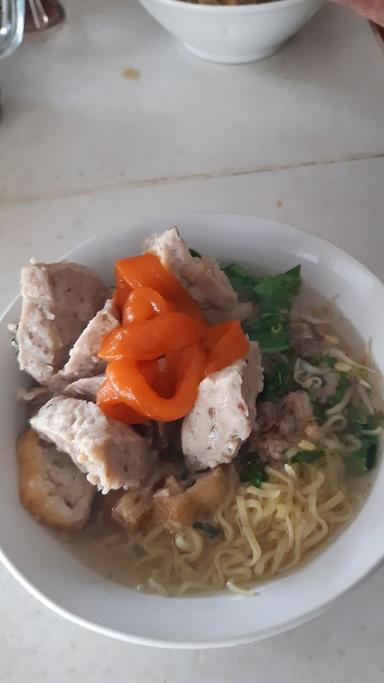 ANUGRAH CHICKEN & MEATBALL NOODLES