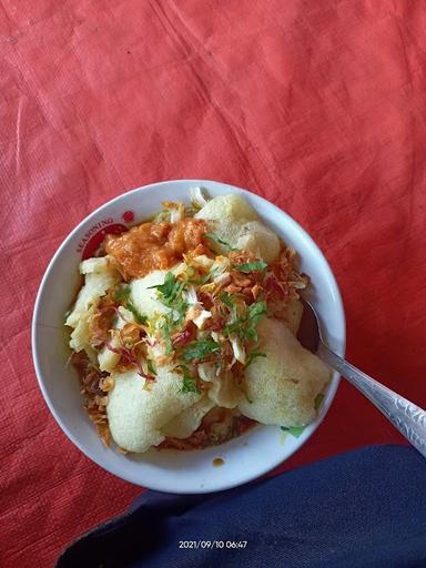 BUBUR AYAM TIGA PUTRA