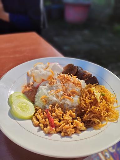 NASI UDUK BETAWI KEBON JERUK