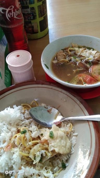 SOTO MIE BOGOR MUARA RASA