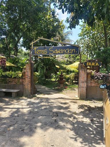 SERUNI SAWANGAN, RESTO & PLAYGROUND