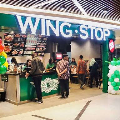 WINGSTOP - THE PARK SAWANGAN