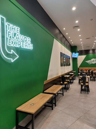 WINGSTOP - THE PARK SAWANGAN