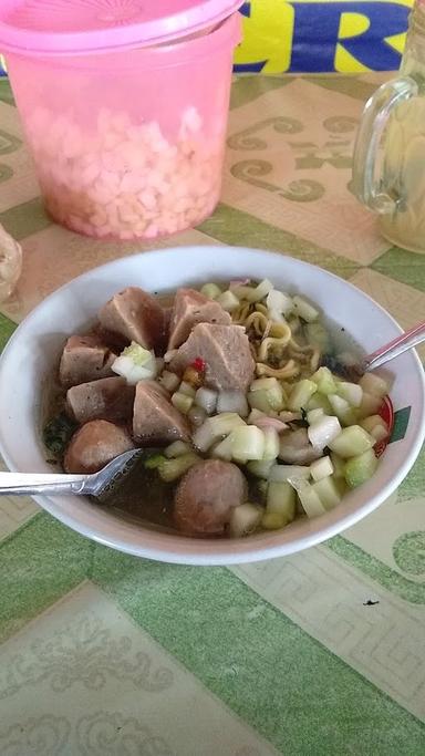 BAKSO & MIE AYAM MAS BUDI