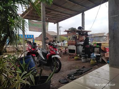 SEBLAK & MIE AYAM MBAK TIK