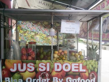 JUS & BAKSO BAKAR SI DOEL