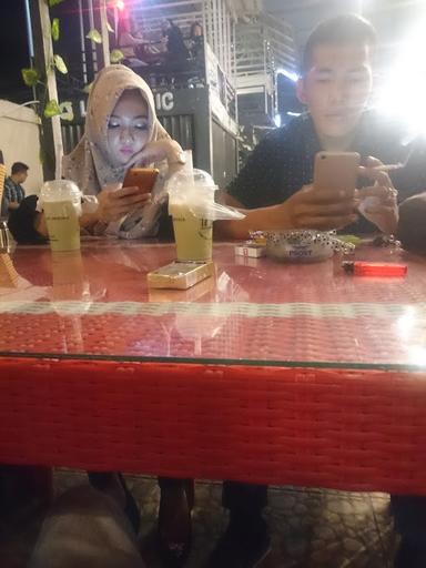 WONG JAKO CAFE