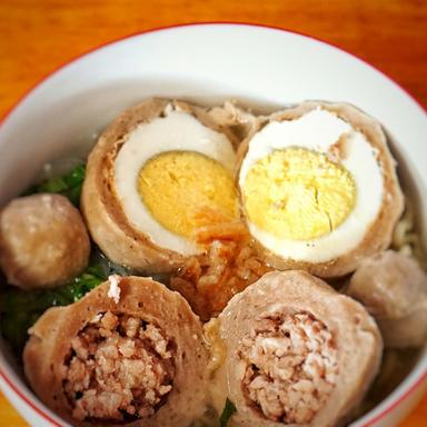 BAKSO & MIE AYAM SOLO SETIA RASA