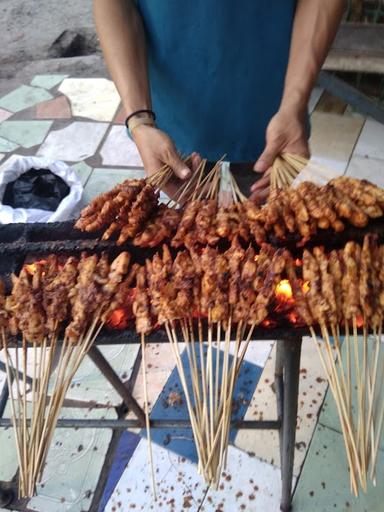 SATE MADURA (H. M. DAHLAN)