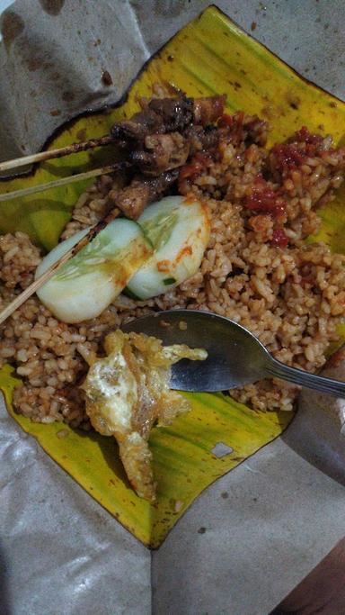 WARUNG SATE MADURA MAS DIRI