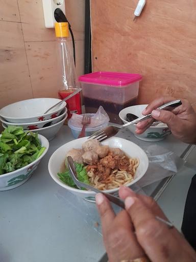 MIE AYAM & BAKSO BUNDA PALEM