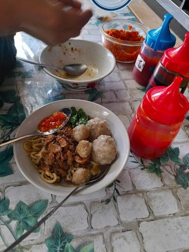 MIE AYAM & BAKSO BUNDA PALEM