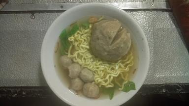 NASI GORENG SPESIAL BAKSO 5R BU NDUT