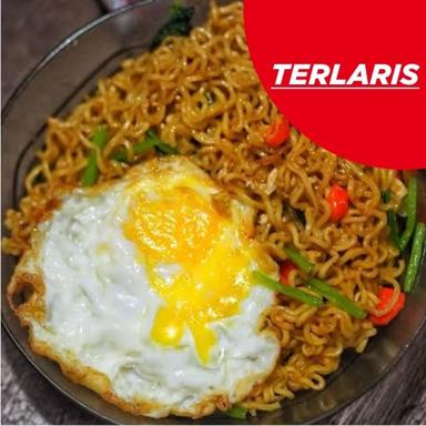 KEDAI SIWUNI - GEPREK NASI GORENG MIE SEBLAK