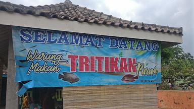 WARUNG MAKAN KELUARGA IKAN SEGAR TRITIKAN PURWO