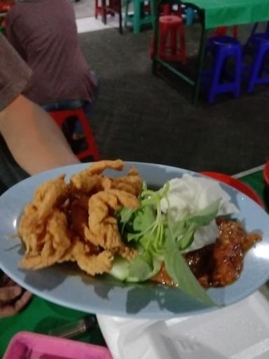 WARUNG SEAFOOD DPN YAMAHA