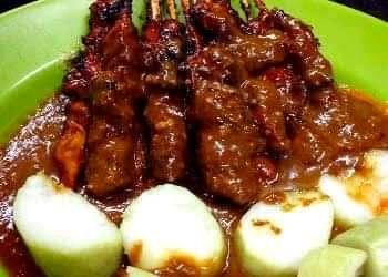 SATE AYAM AULIA (SENOWO)