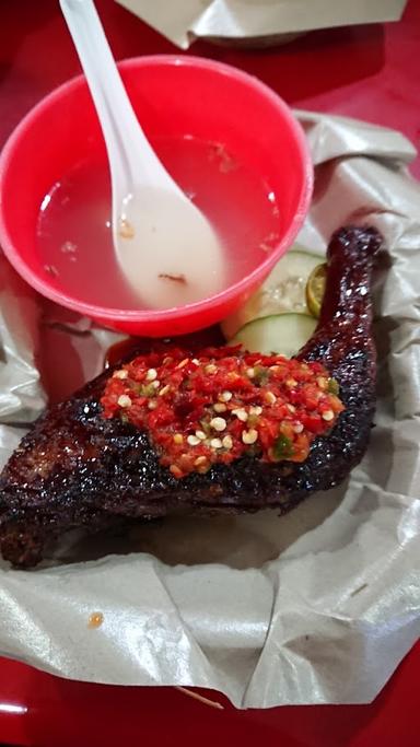 AYAM BAKAR TALIWANG 18