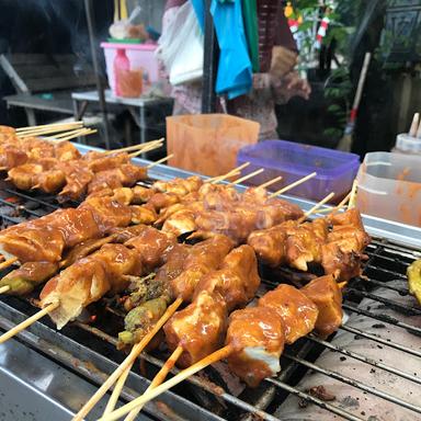 BAKSO BAKAR & GORENG NADILA & KANIA