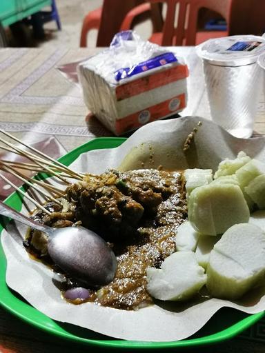 SATE MADURA AYAM& KAMBING