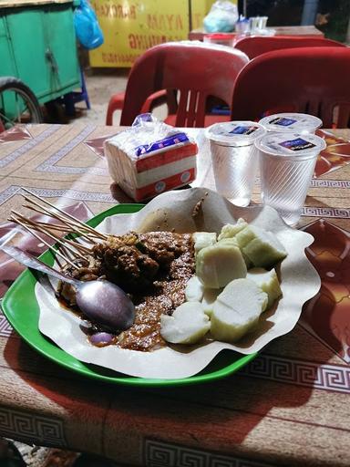 SATE MADURA AYAM& KAMBING