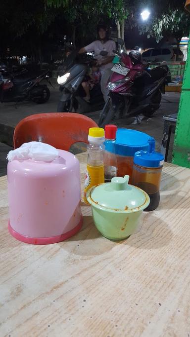 WARUNG BAKSO PAKDHE