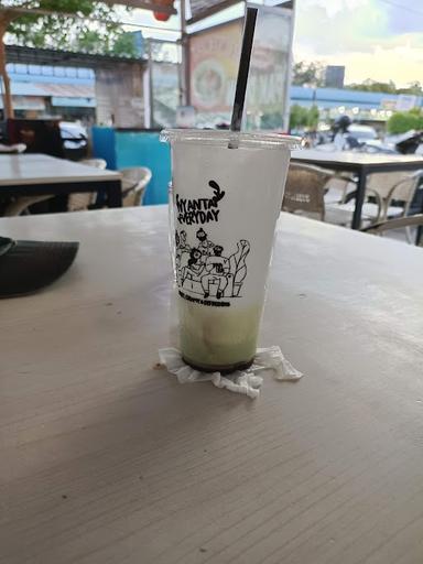 NYANTAI KOPITIAM