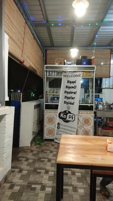 WARUNG KOPI BANG PULUT