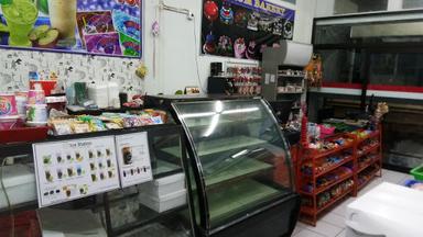 TOKO KUE ARUM BAKERY 2