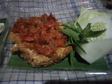 WARUNG AYU