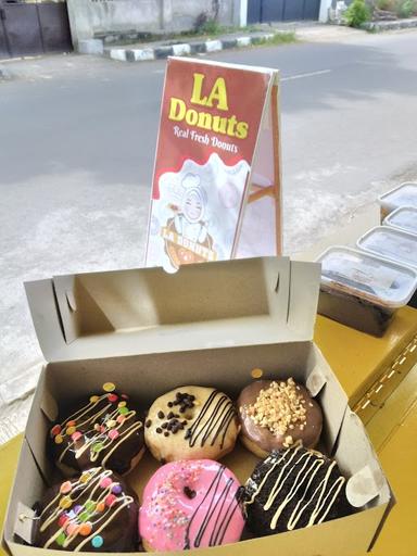 LA DONUTS CABANG KELAYU