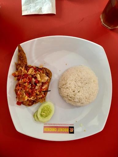 ROCKET CHICKEN SELONG