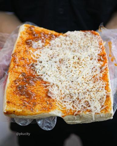 ROTI GEMBONG GEMBUL