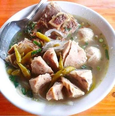 BAKSO NENK LASTRI