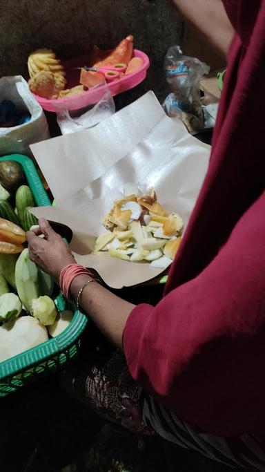 RUJAK BUAH IBU MANIS