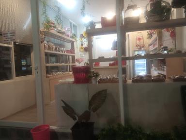 INDAH BAKERY