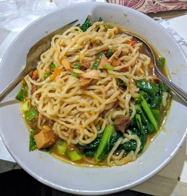 MIE AYAM BUMBU BALI BU SOIMAH