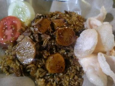 NASI GORENG DAN MIE GORENG MAMAKE